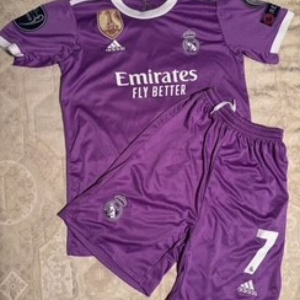 Ronaldo 2016-17 Soccer Jersey Set